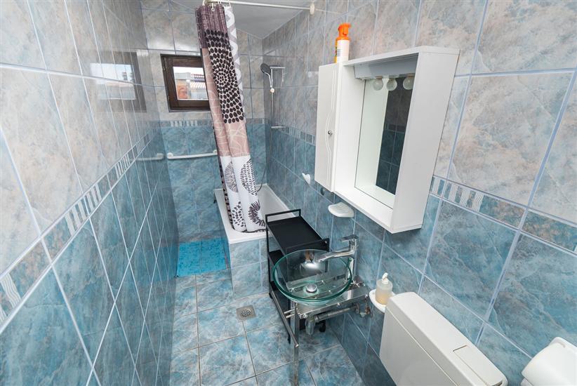 House K1, for 9 persons