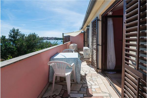 House K1, for 9 persons