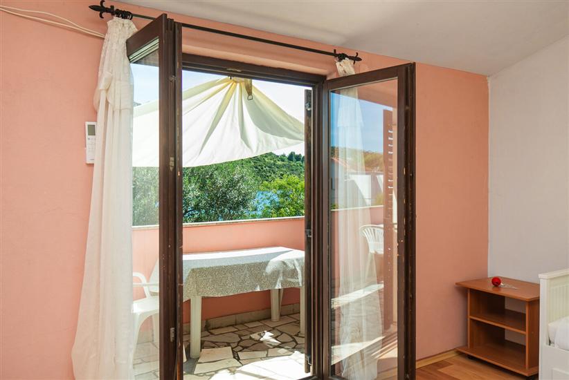 House K1, for 9 persons