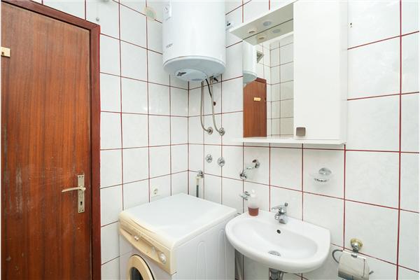 House K1, for 9 persons