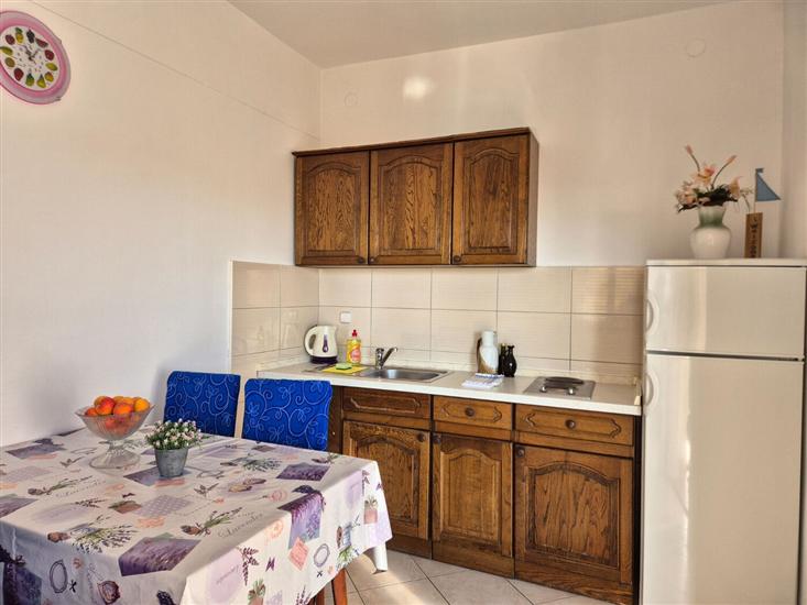 Apartment A2, for 5 persons