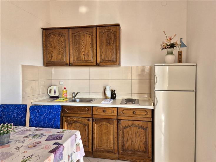 Apartment A2, for 5 persons