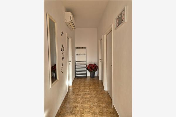 Apartment A2, for 5 persons