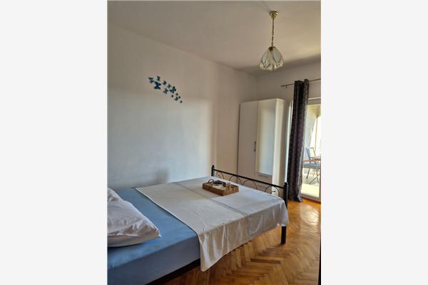 Apartment A2, for 5 persons