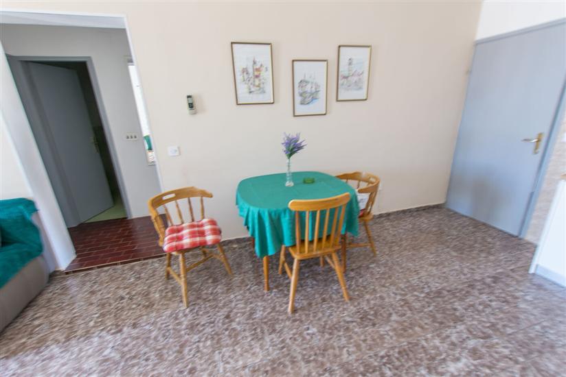 Ferienwohnung A2, für 6 Personen