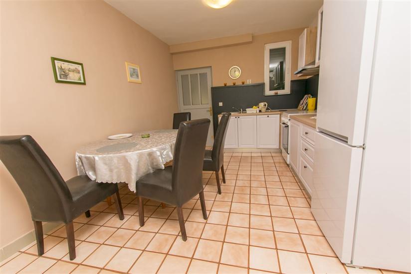 Apartment A1, for 6 persons