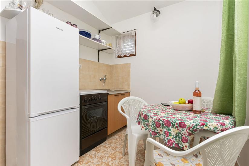 Apartment A2, for 3 persons