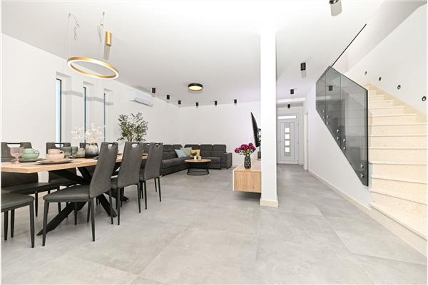 House K1, for 9 persons