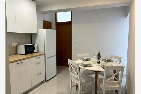 Apartment A7, for 5 persons