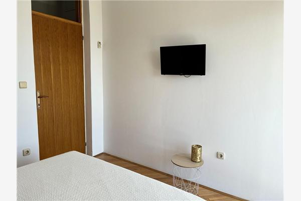 Apartment A7, for 5 persons
