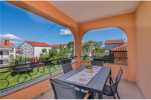 Apartman A2, na 5 osebe