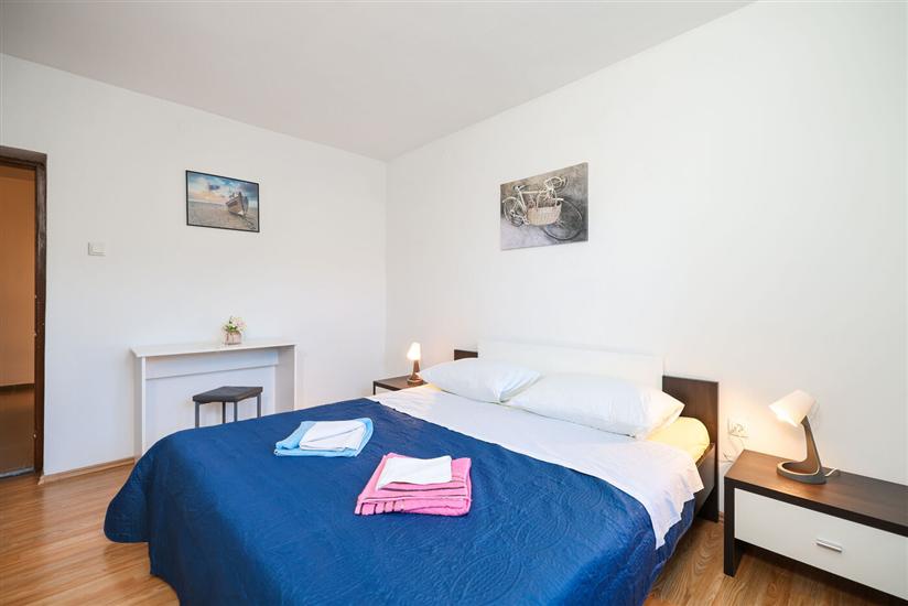 Apartment A1, for 8 persons