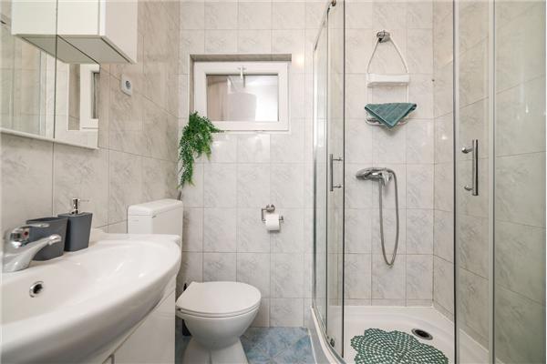 Apartment A1, for 8 persons