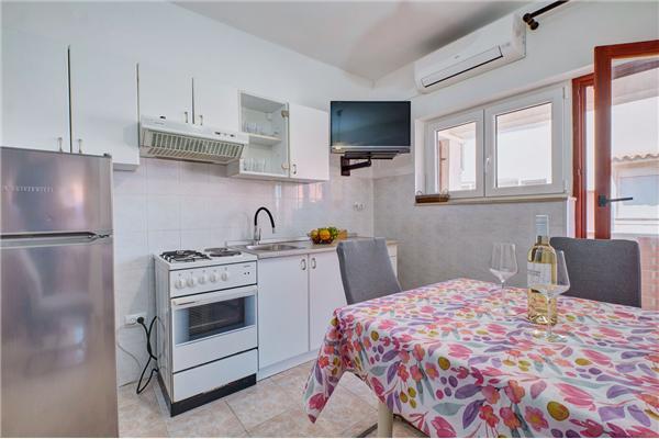 Apartment A2, for 4 persons