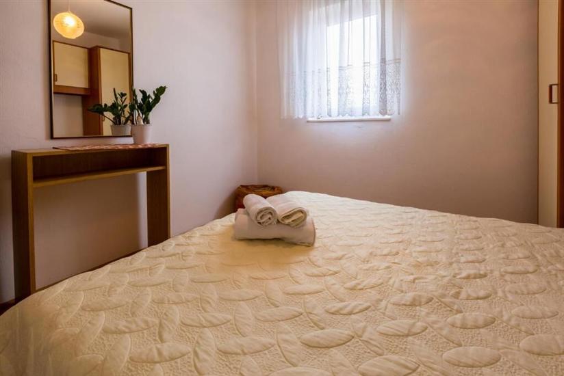 Apartment A2, for 8 persons