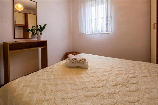 Apartment A2, for 8 persons