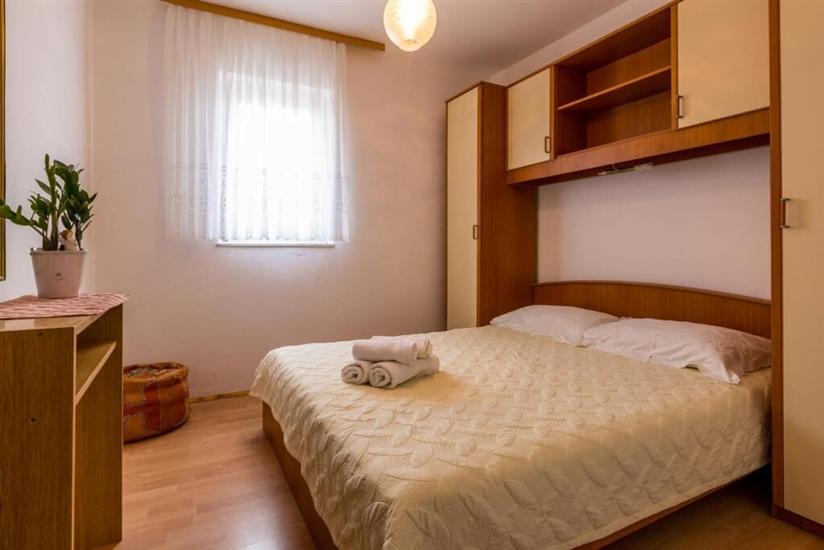 Apartment A2, for 8 persons