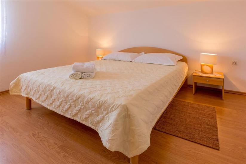 Apartment A3, for 6 persons