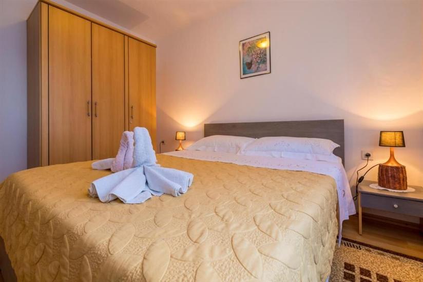 Apartment A4, for 4 persons