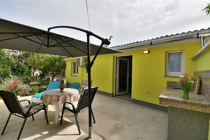 Apartment Cozy garden