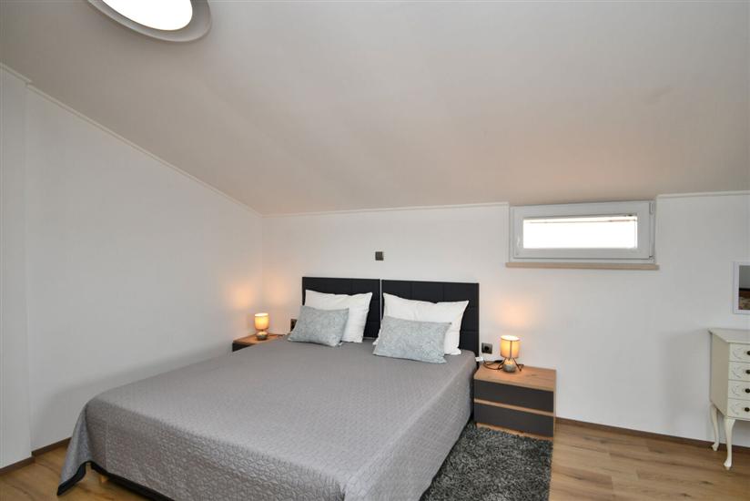 Apartment A1, for 6 persons