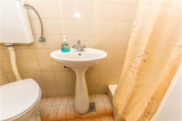 Room S5, for 2 persons