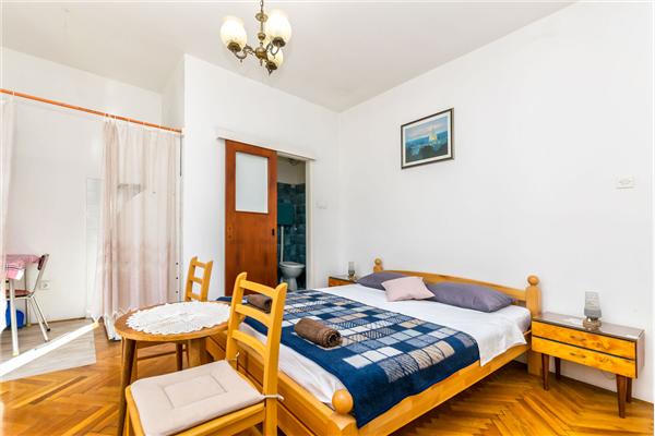 Apartment A1, for 3 persons
