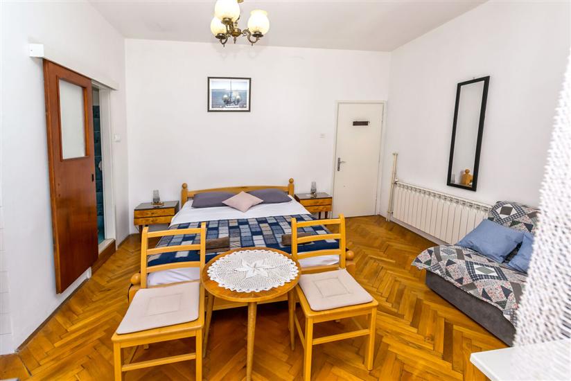 Apartment A1, for 3 persons