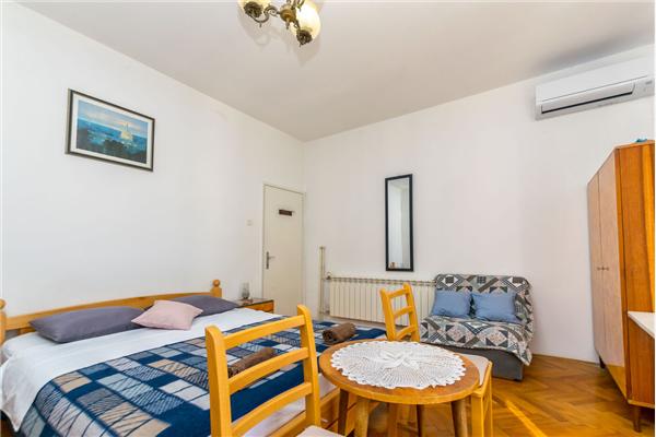Apartment A1, for 3 persons