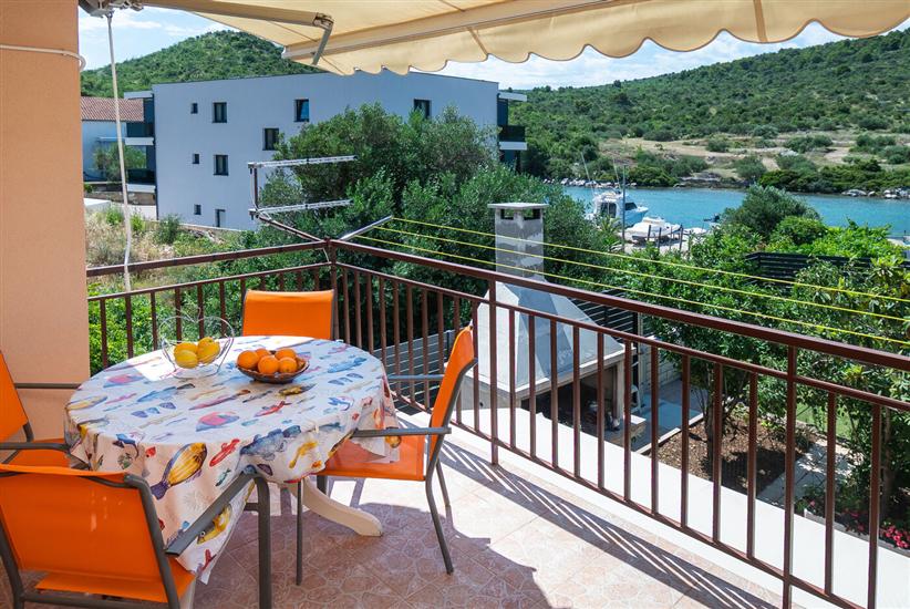 Apartment A1, for 4 persons