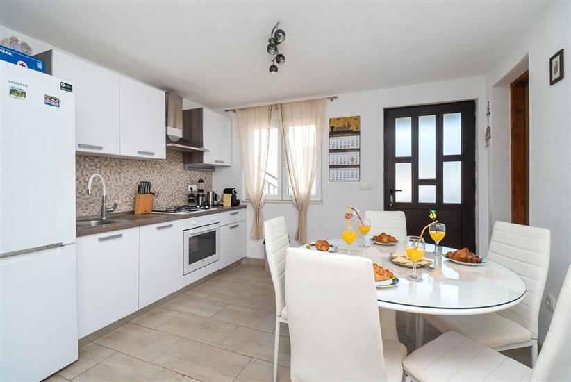 Apartment A3, for 4 persons