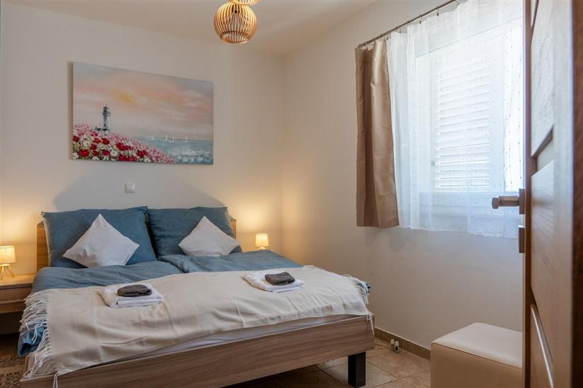 Apartment A1, for 7 persons