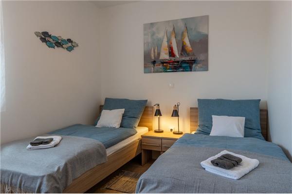 Apartment A1, for 7 persons