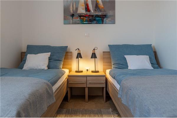 Apartment A1, for 7 persons