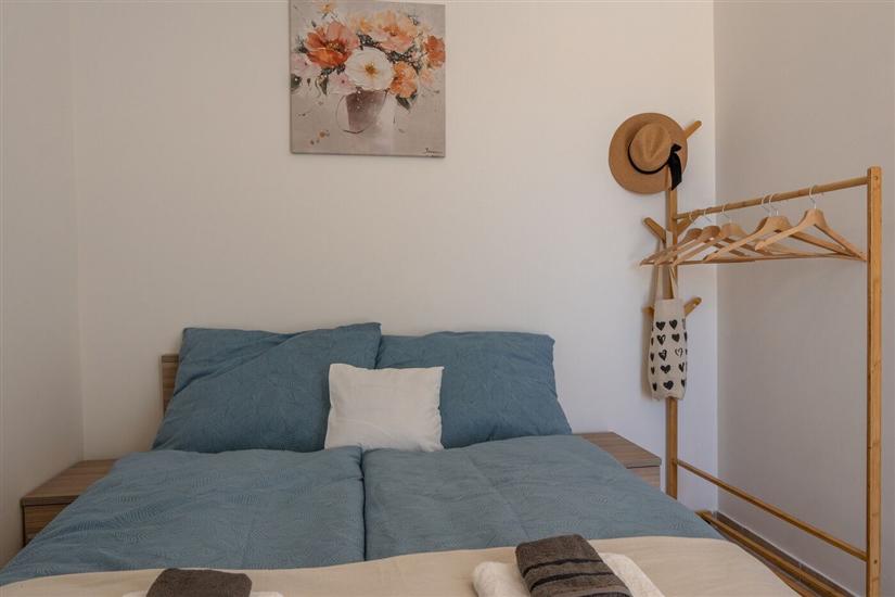 Apartment A1, for 7 persons