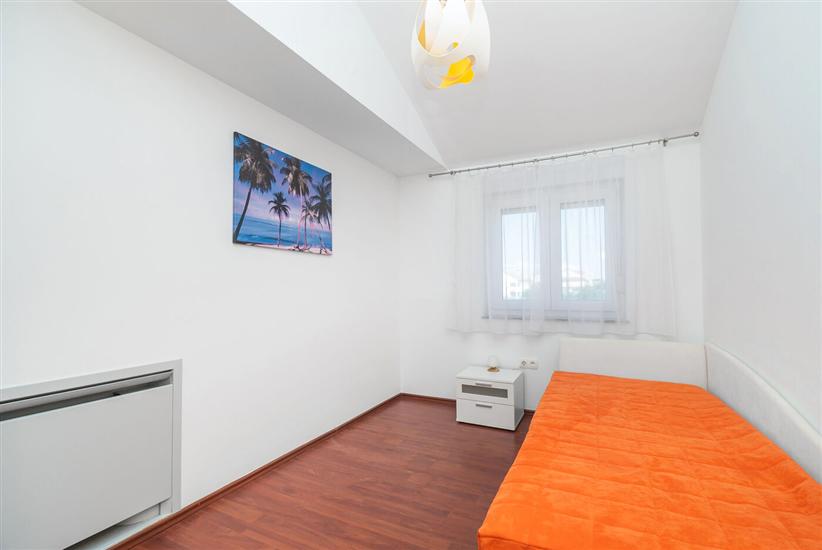 Apartment A1, for 3 persons