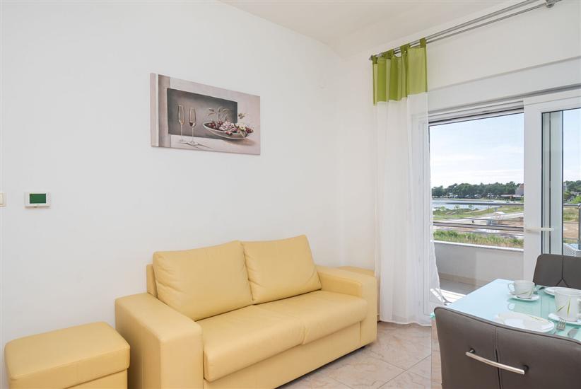 Apartment A1, for 3 persons