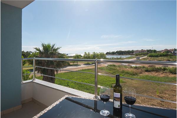 Apartment A1, for 3 persons