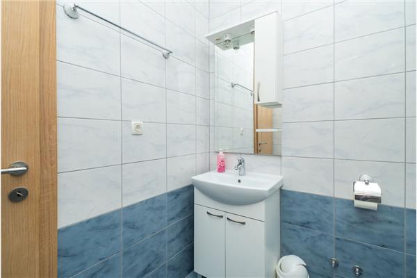 Apartment A2, for 3 persons