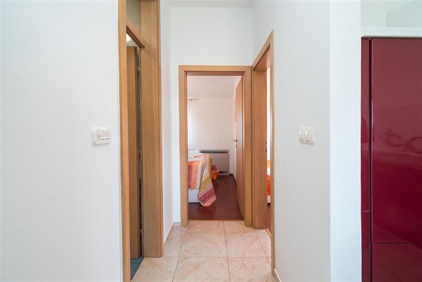 Apartment A2, for 3 persons