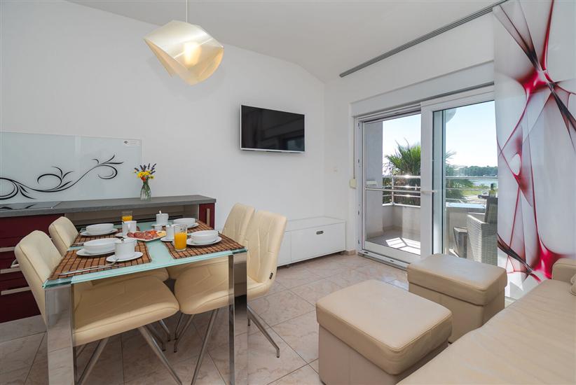 Apartment A2, for 3 persons