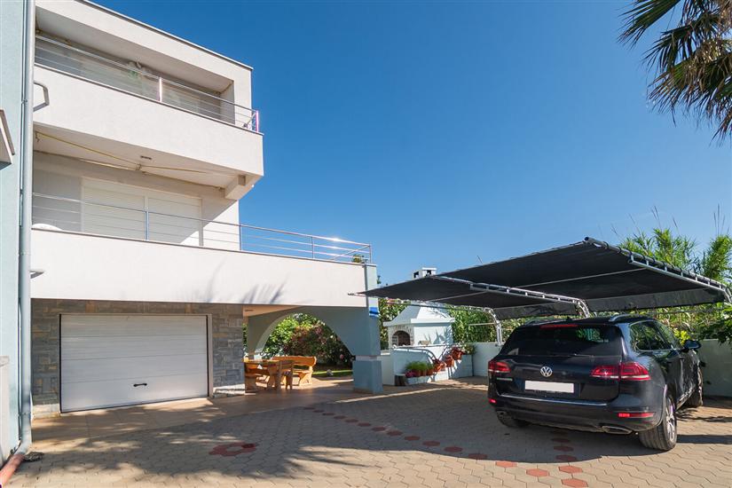 Apartment Terezija by the sea