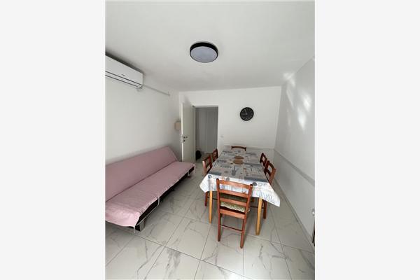 Lägenhet A1, för 8 personer