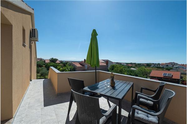 Apartment A1, for 5 persons