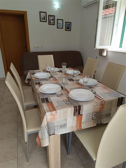 Lägenhet A2, för 6 personer