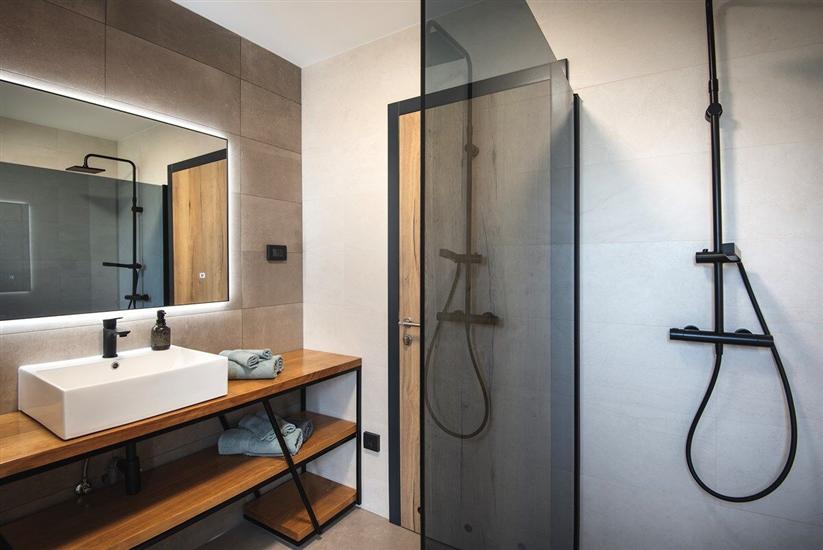 House K1, for 8 persons