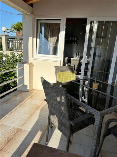 Apartment A1, for 3 persons