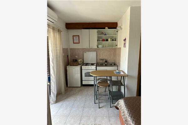 Apartment A2, for 5 persons