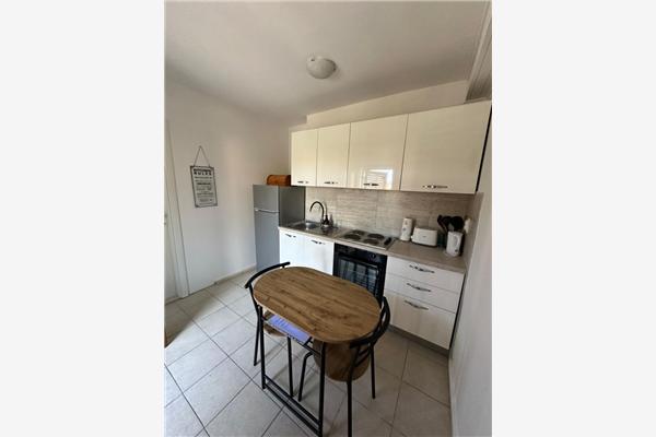 Apartment A2, for 5 persons