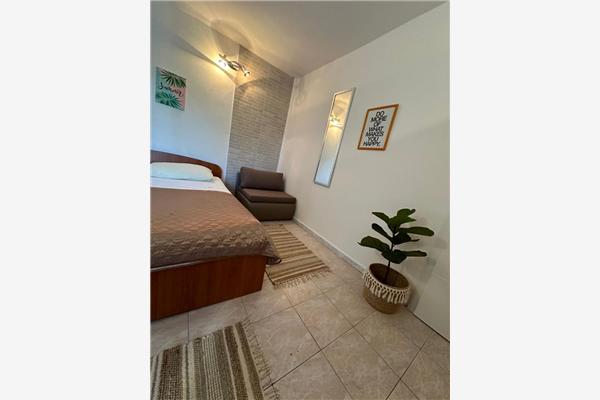 Apartment A2, for 5 persons